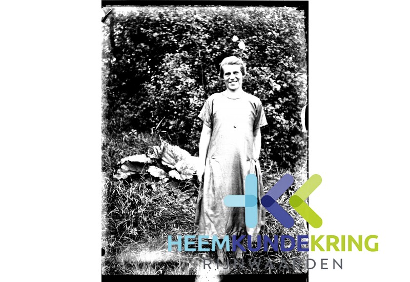 Afbeelding Helene Derksen 1927 F00000880
